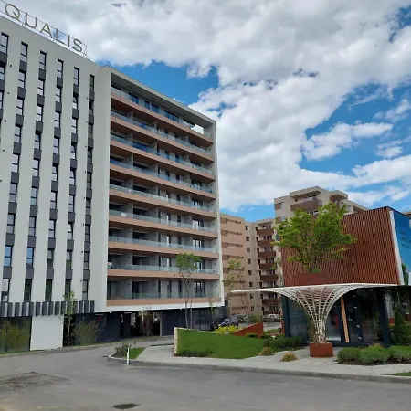 Apart Boutique 2 Coresi Central Апартаменти
