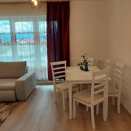 Апартаменти Apart Boutique 2 Coresi Central Брашов