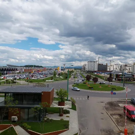 Apart Boutique 2 Coresi Central Апартаменти *